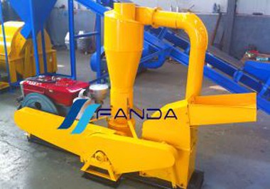 Mobilní malá dřevo peletovárna